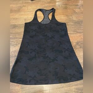 Lululemon Racerback Tank Black Camo Est Size 6-8